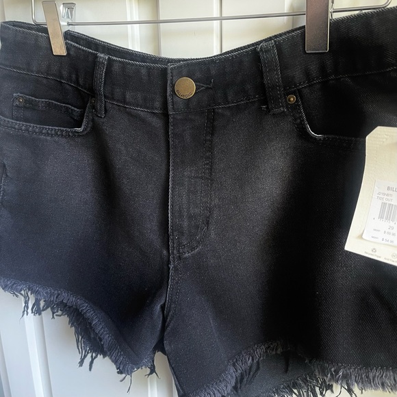 Billabong Tide Out Denim Short Raw Edge Hem and Side Lace Up Detail Black NWT - Picture 6 of 12